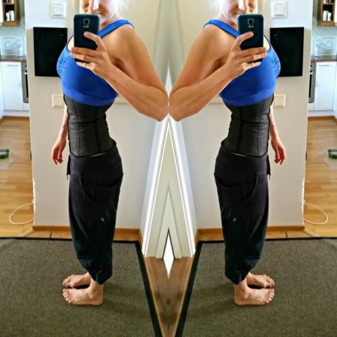 KUINKA KÄVI KORSETIN KÄYTÖN KANSSA?