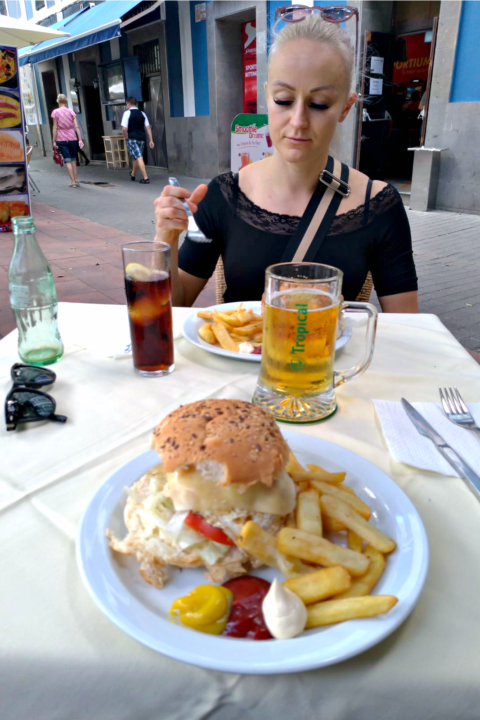 LIHOMISEN PELKO ESTÄÄ ELÄMÄSTÄ (JA KEHITTYMÄSTÄ)